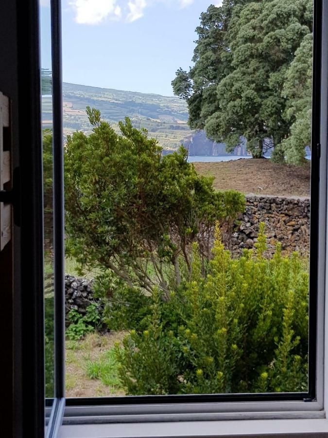 Quinta Da Falesia - Casa Amarela Ponta Delgada  Exterior photo